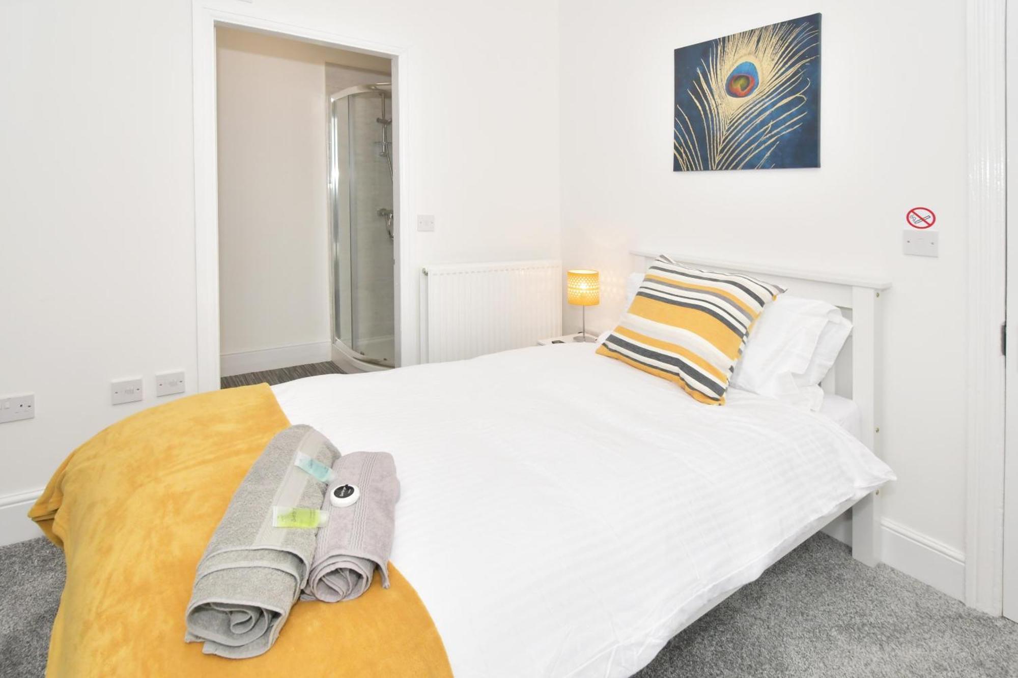 Townhouse @ 86 Brooklyn Street Crewe Villa Екстериор снимка