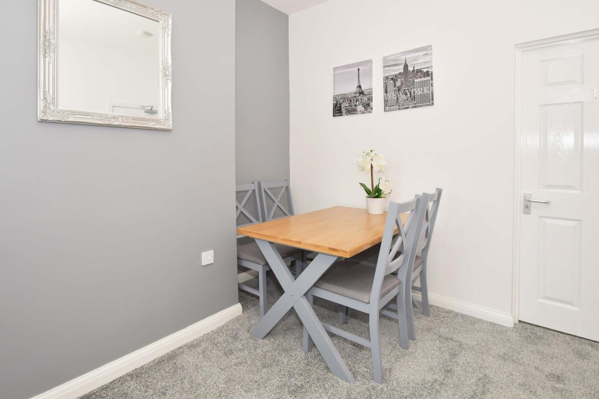 Townhouse @ 86 Brooklyn Street Crewe Villa Екстериор снимка